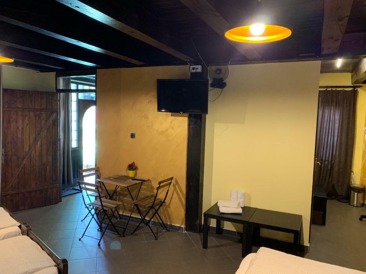 Motel Stari Hrast Markovac Екстер'єр фото